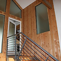 Enjoy Eingang offene Wohnungstür seitlich