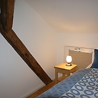 Enjoy Schlafzimmer 1 mit Nachtischlampe